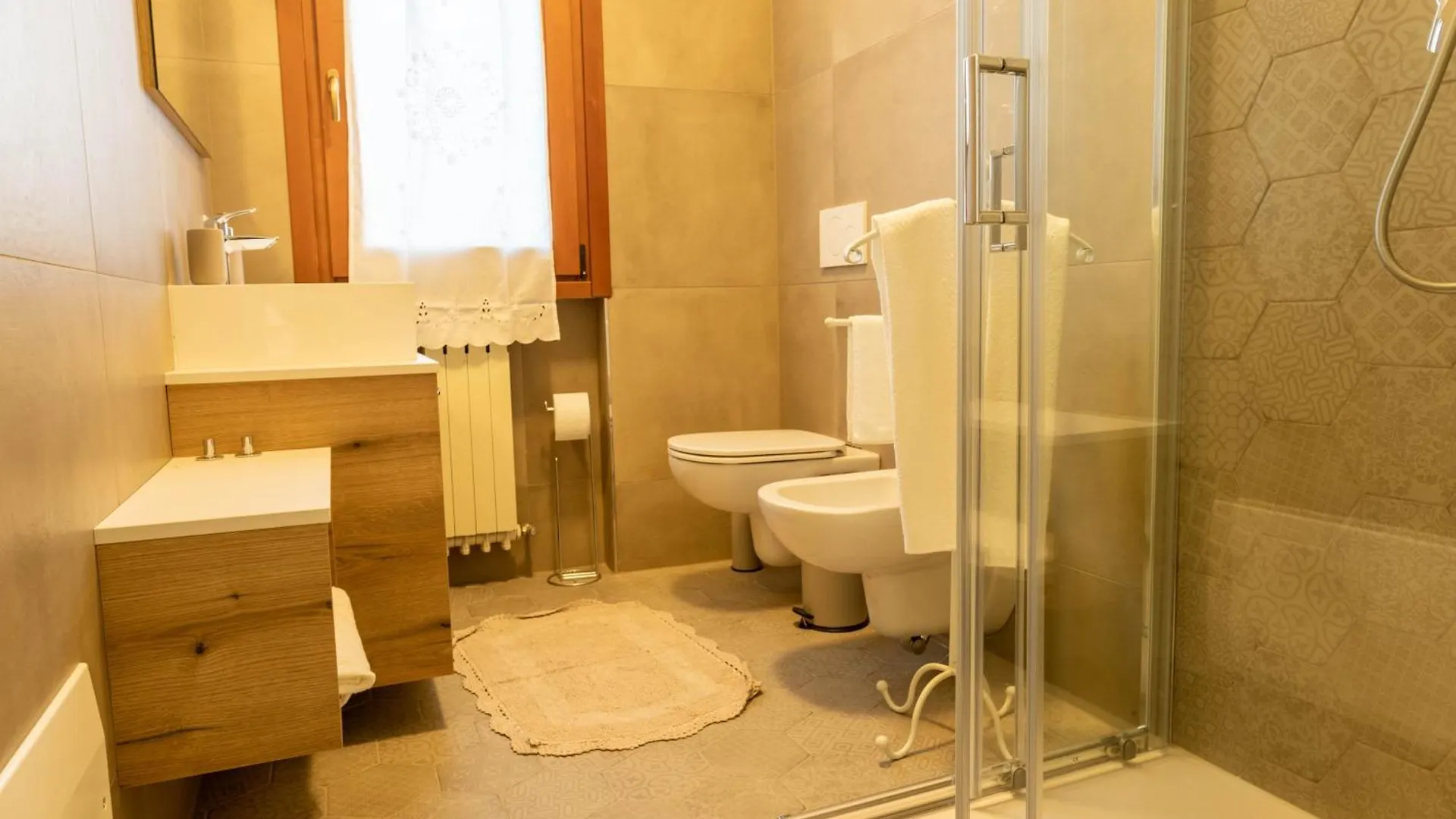 Lilly House Garden Apartment Moniga del Garda
